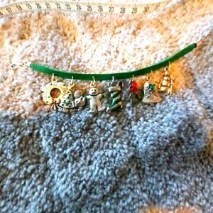 PEWTER CHARM STORY BRACELET-CHRISTMAS/A1
